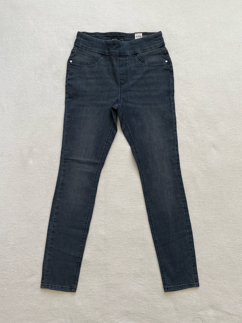 Pull On Mid Rise Medium Wash Jeggings 
Stretch Denim Women’s 10 Long NWT